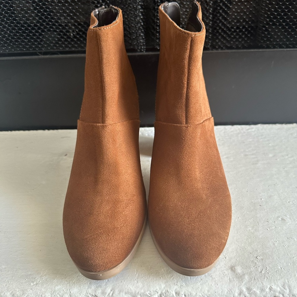 BAMBOO Tan Ankle Booties